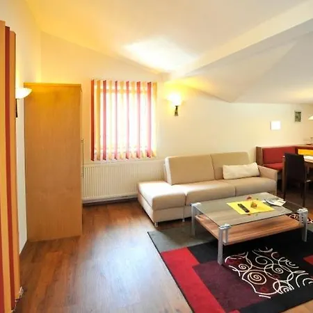 Haus Gisela 3* Oetz
